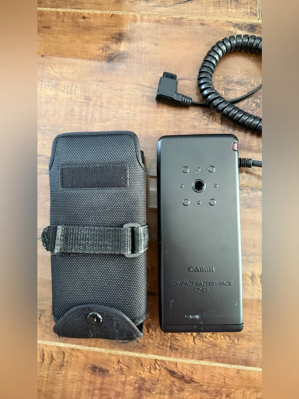 2 Canon battery Pack: CPE3 and CPE4